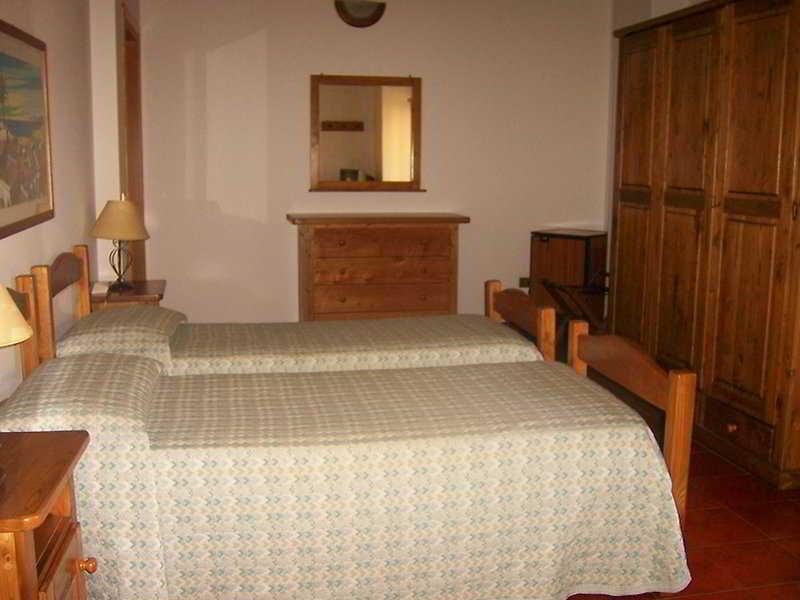 Torre Artale Hotel Трабия Екстериор снимка